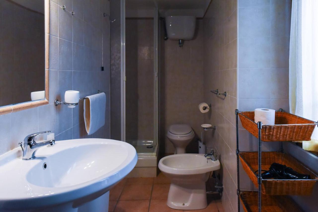 Agriturismo Ponte Di Riocchio グッビオ エクステリア 写真