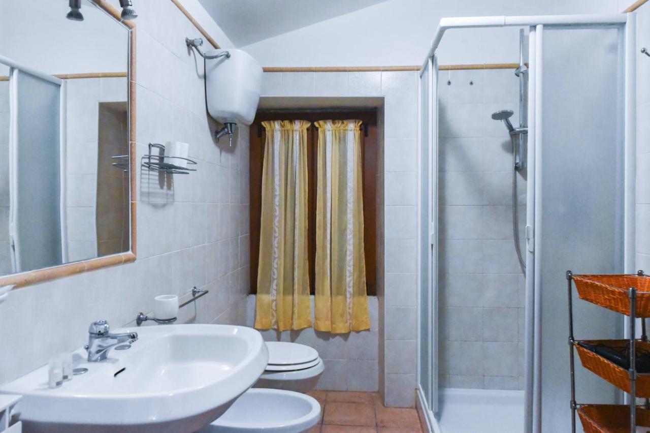 Agriturismo Ponte Di Riocchio グッビオ エクステリア 写真