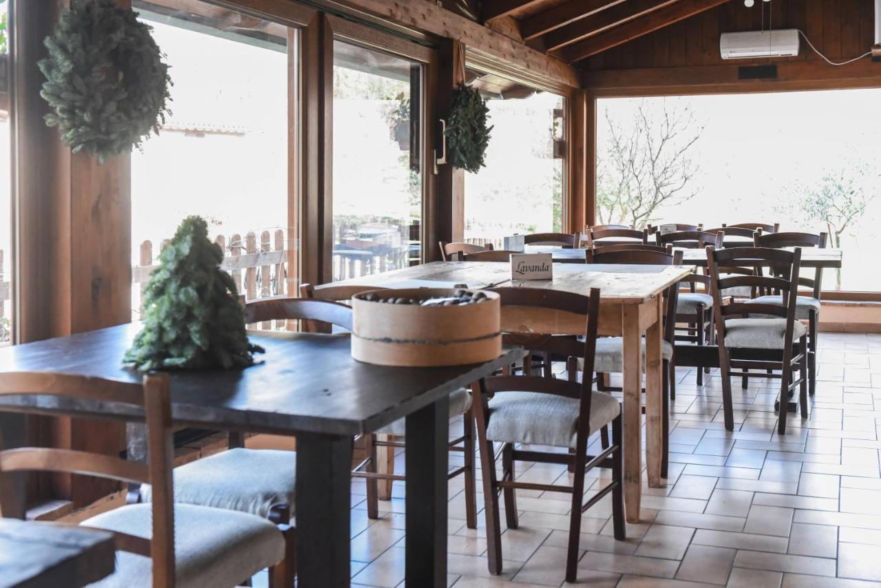 Agriturismo Ponte Di Riocchio グッビオ エクステリア 写真